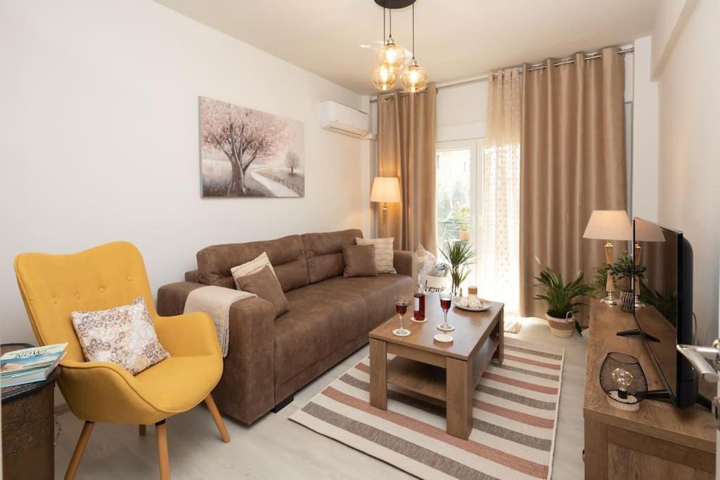 Afrodite'S Cosy And Lovely Apartment Alepou Exteriör bild